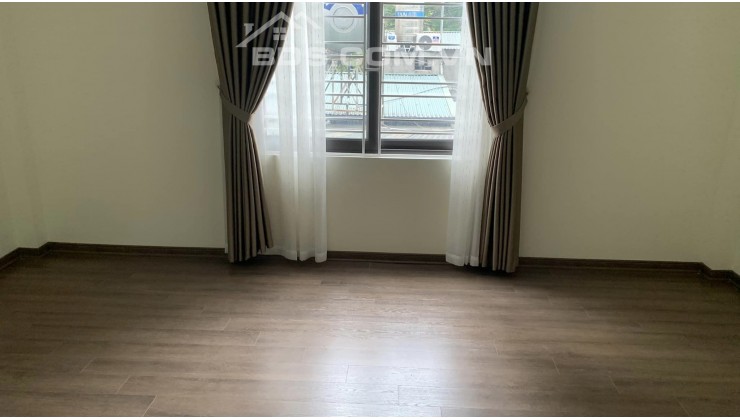 Trường Chinh 8 phòng ngủ, dt42m2x6t giá 4.3 tỷ Alo 0858663364